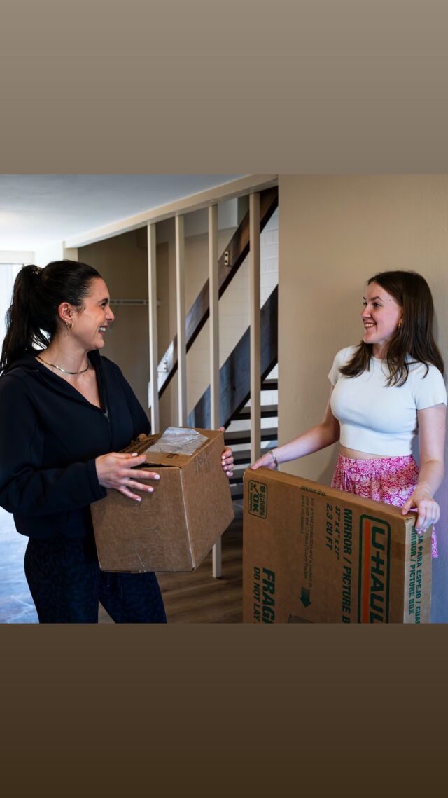 Ready to move but still need a home?! 🏠 Gold Zone Rentals has got you covered with comfortable, affordable housing options right near campus. Call 330-271-6274 for more information or visit us on rent.com and apartments.com. 

#KentOhio #KentState #KentStateUniversity #KentStudentHousing #KentStateRentals