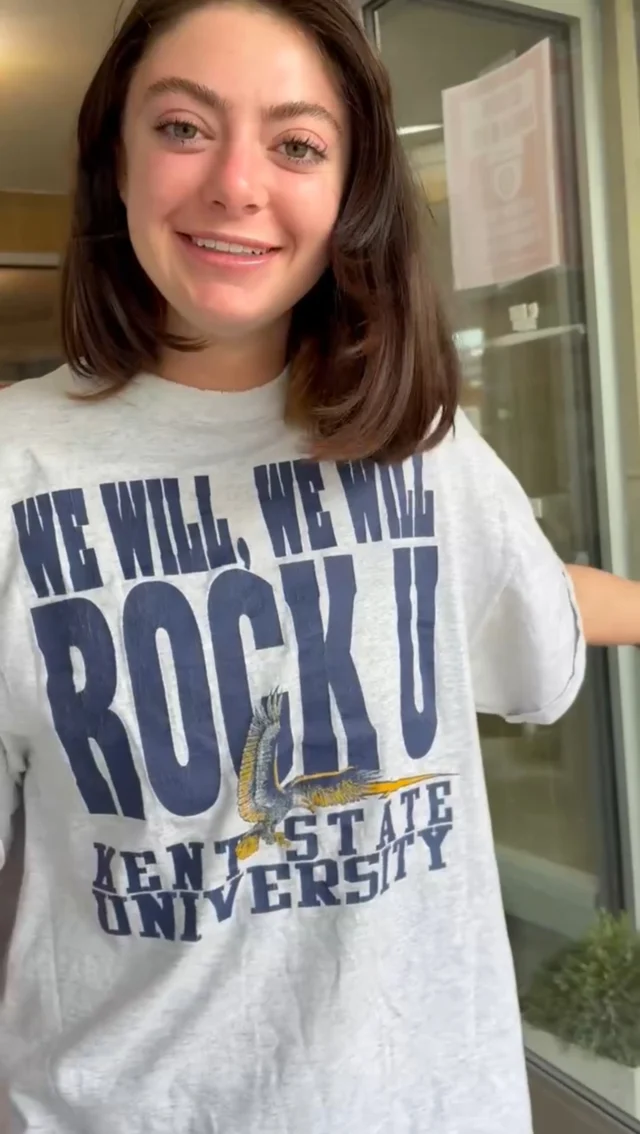 POV: a random tour of Gold Zone Ridge just changed your housing plans 👀
Reduced rates for a limited time ⚡️
👉 Link in bio.

*Reduced rates ONLY at Gold Zone Ridge.

#GoldZoneRidge #GoldZoneRentals #KentState #StudentHousing