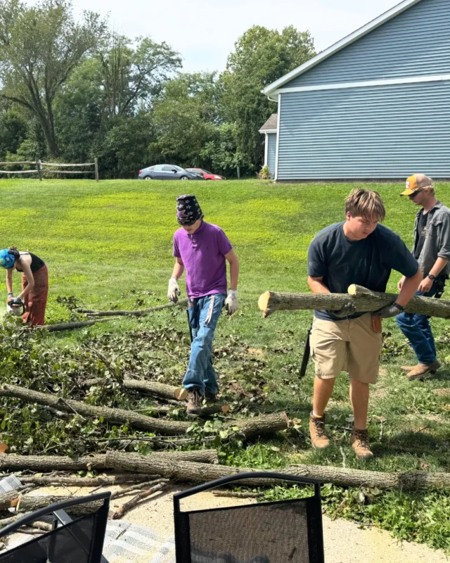 When storms hit Kent hard this week, Theodore Roosevelt High's Urban Forestry program showed up to help.

A crew of students spent their afternoon at Gold Zone Valley clearing branches and hauling debris — work gloves, good energy, job done. 💪🏻

This is Kent. Neighbors show up.

@sixdistrictcte @kentschools

#GoldZoneRentals #KentOhio #KentState #UrbanForestry